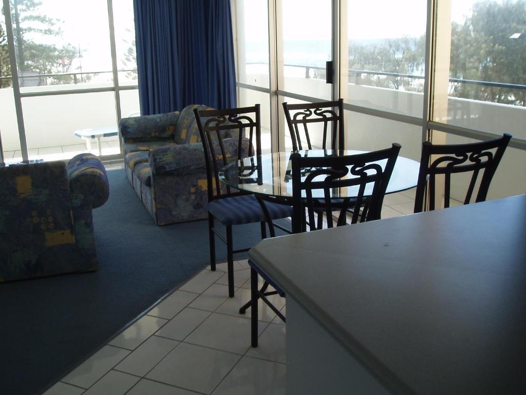 The Sands Surfers Paradise Room photo